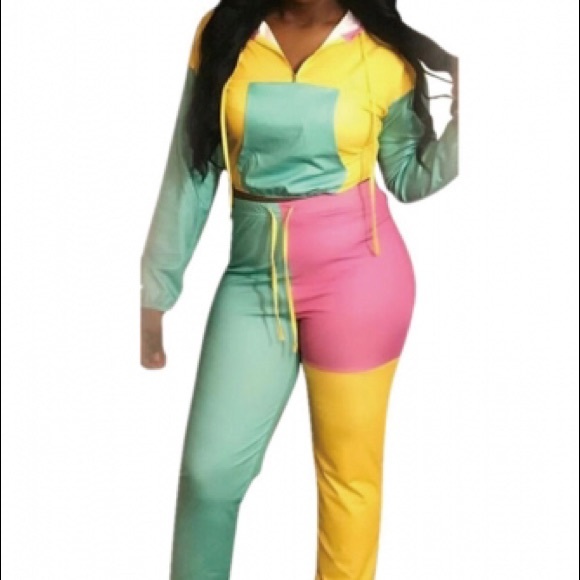 Women’s Patched Pantsset - Picture 2 of 5